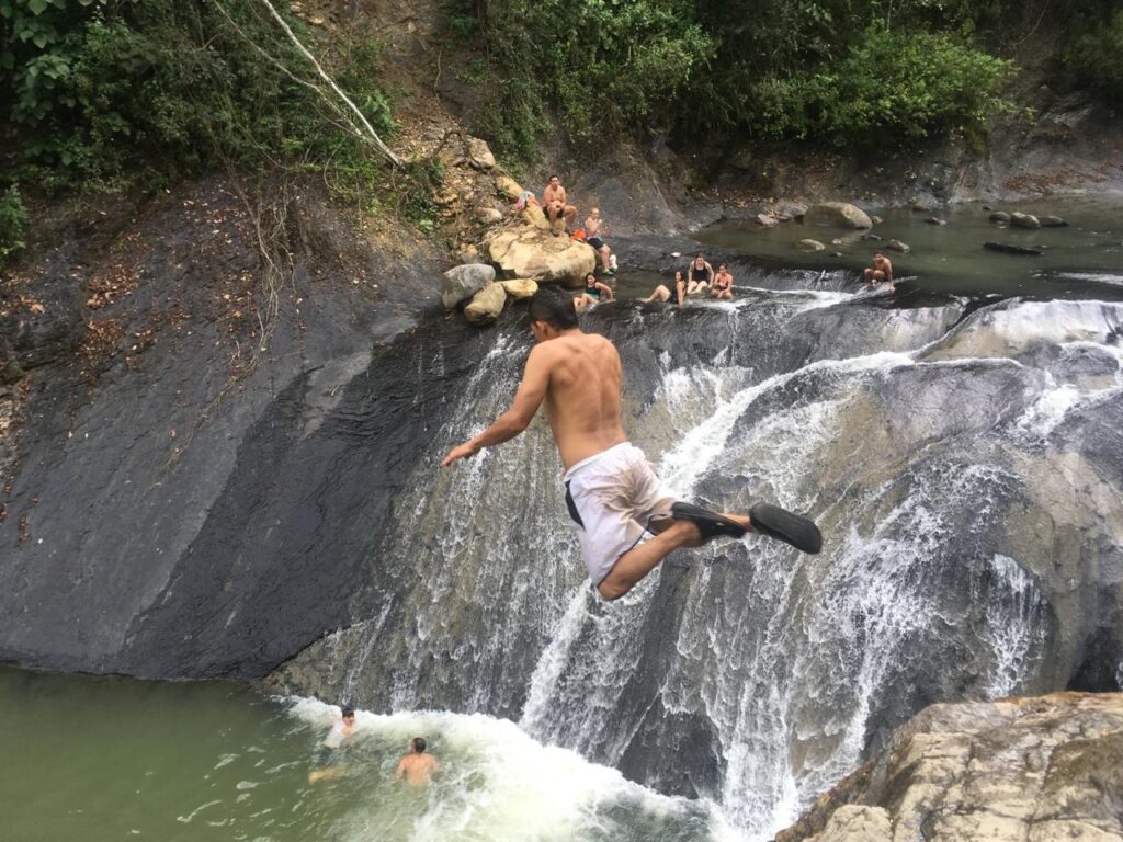 Fundacion Retiro Espiritual Leche y Miel